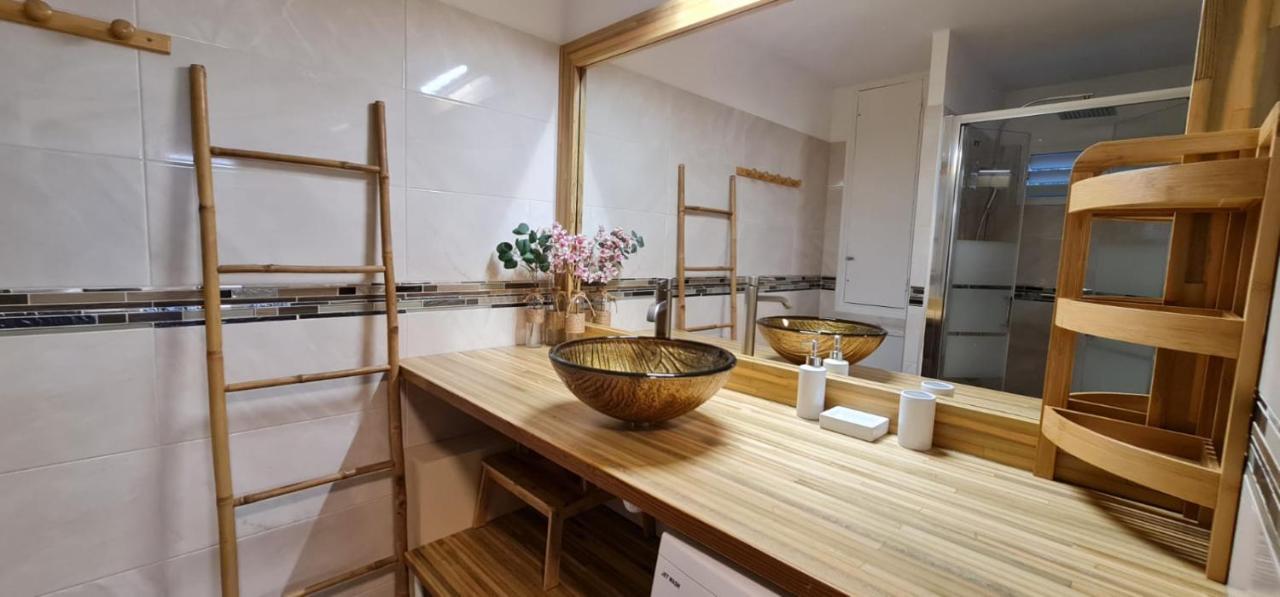Charm And Sea, Large Studio Designed By Architect Cul de Sac Luaran gambar